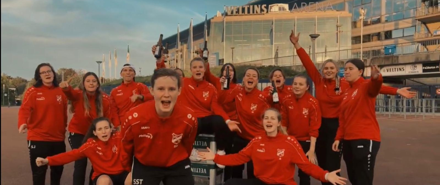 Frauen gewinnen Heimspiel in der Veltins-Arena!